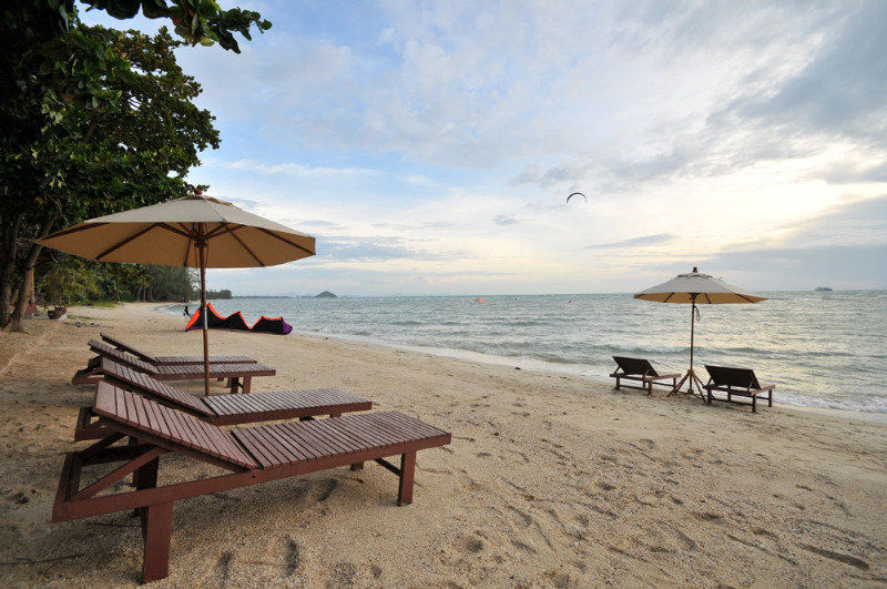 Grand Sea View Beach Resotel Lipa Noi Eksteriør billede