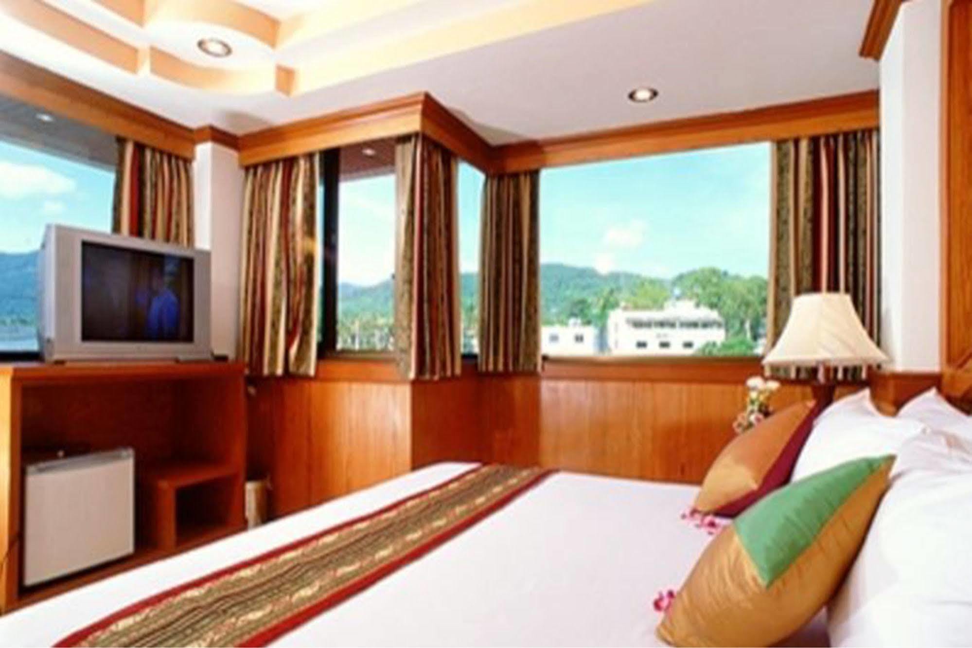 Grand Sea View Beach Resotel Lipa Noi Eksteriør billede