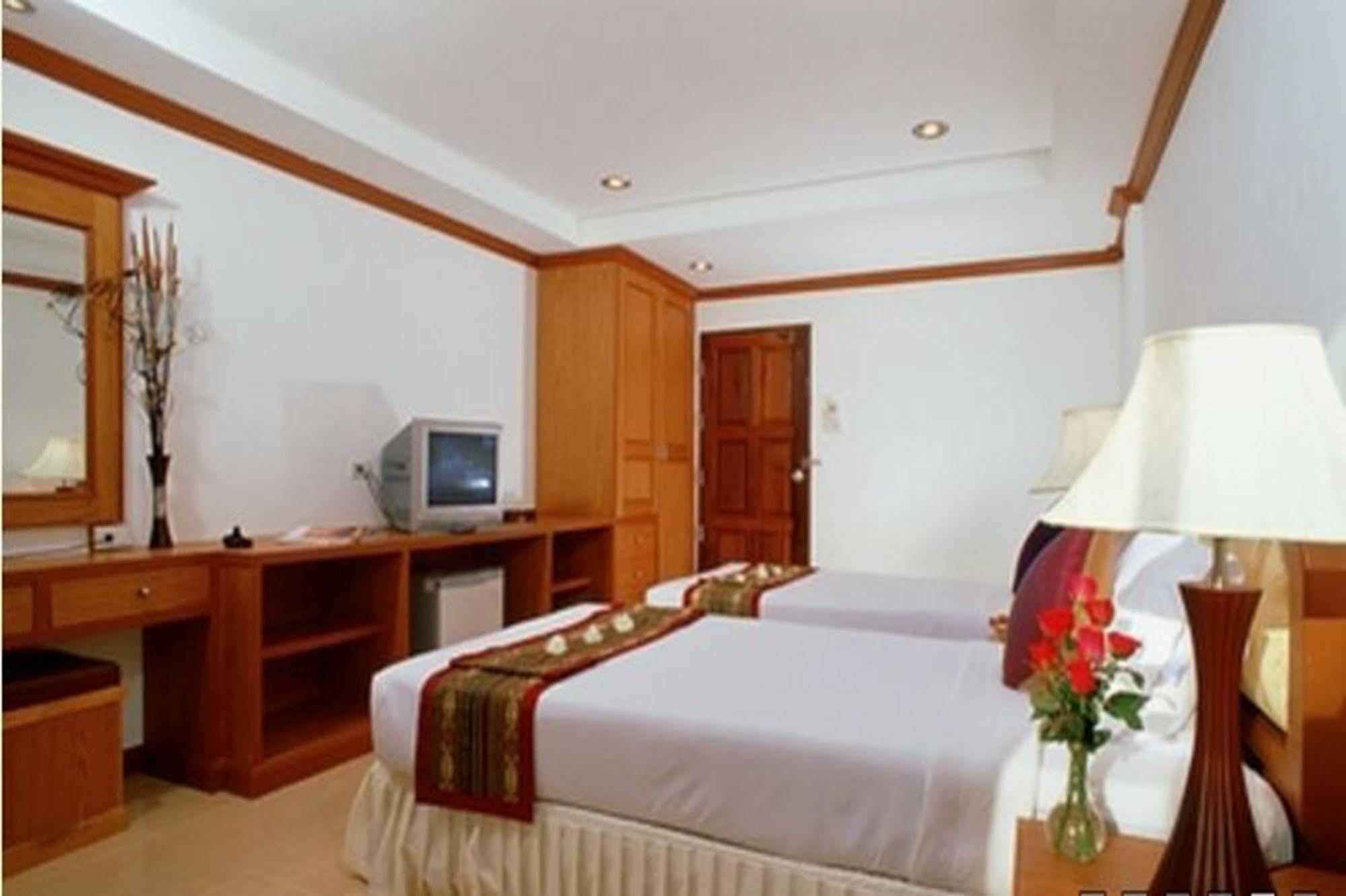Grand Sea View Beach Resotel Lipa Noi Eksteriør billede